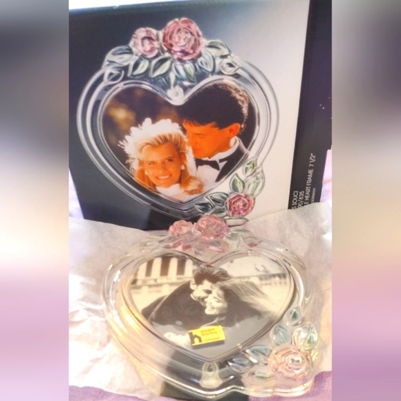 Glass Picture Frame with Roses made in Germany - Picture 2 of 2